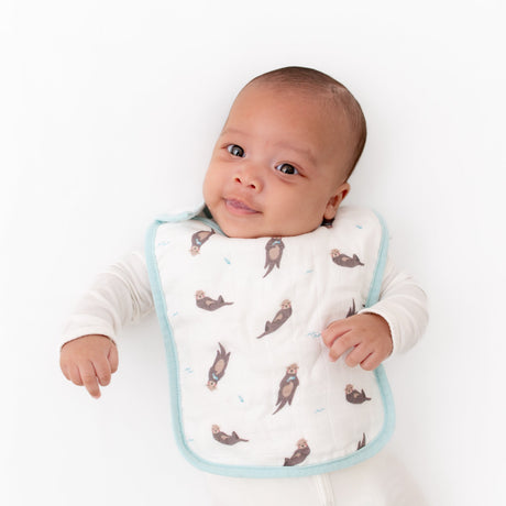 Otter & Taupe Wave Bib Set