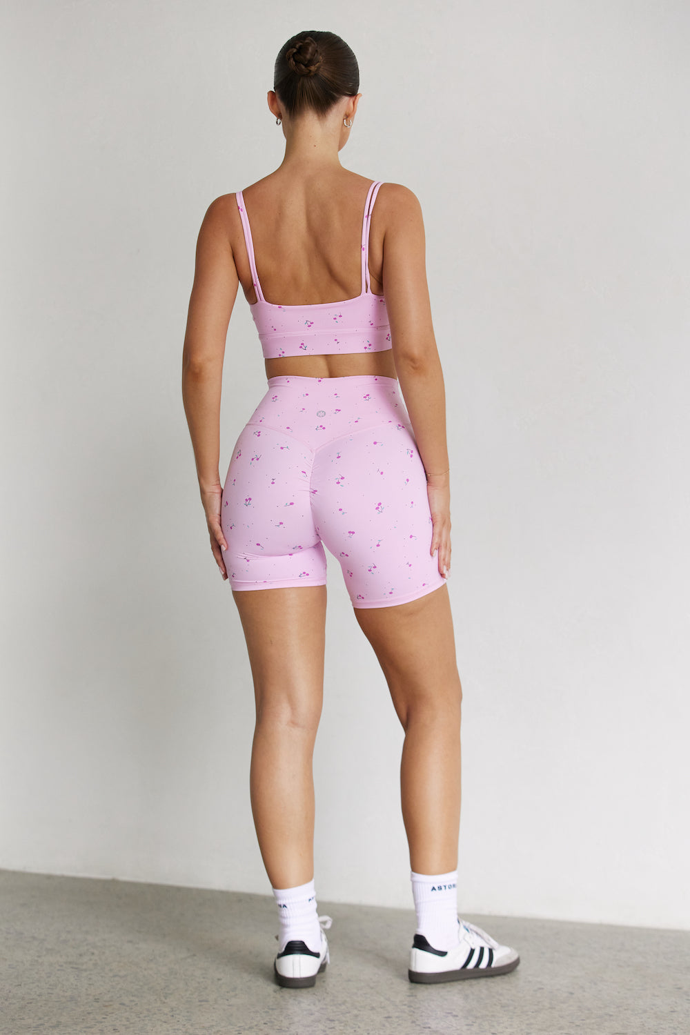 Astoria LUXE BLOSSOM Short - Cherry