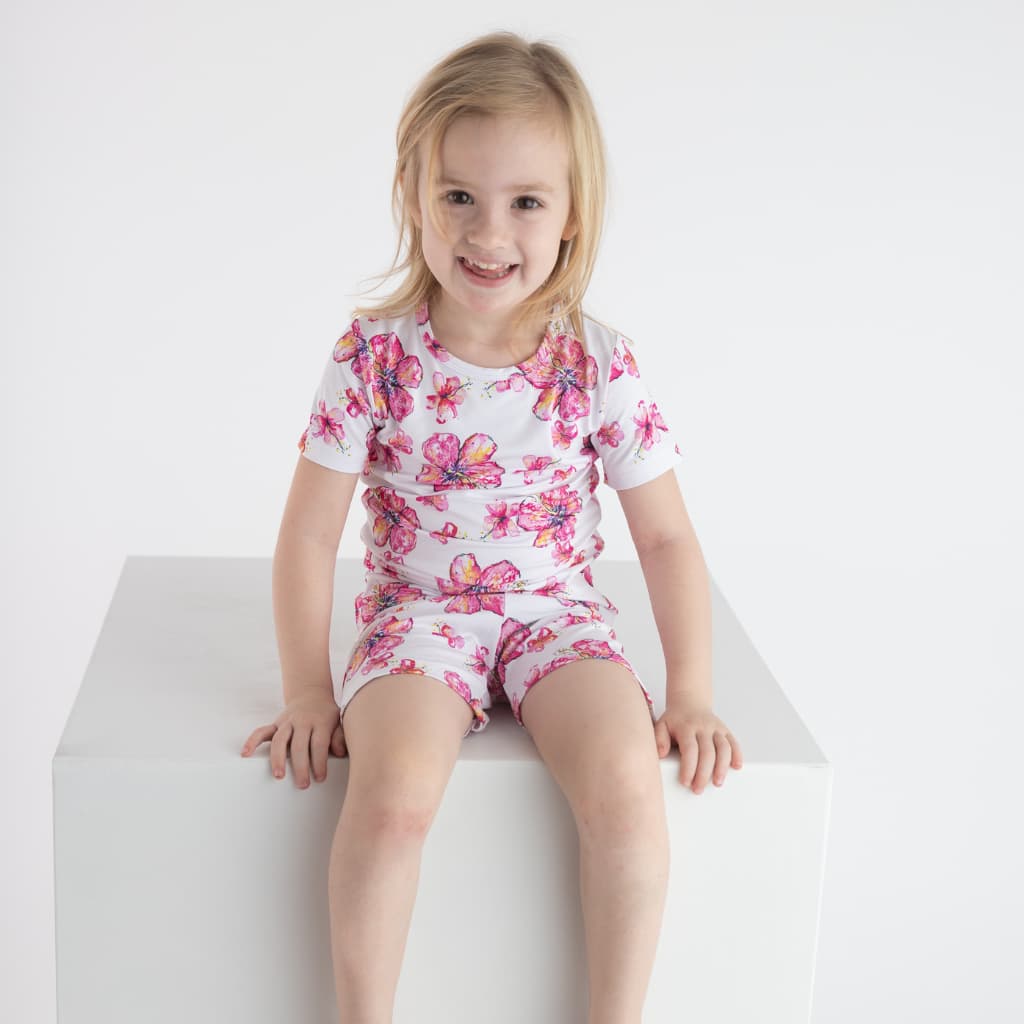 Hibiscus Kiss Short Bamboo Pajamas - HoneyBug 