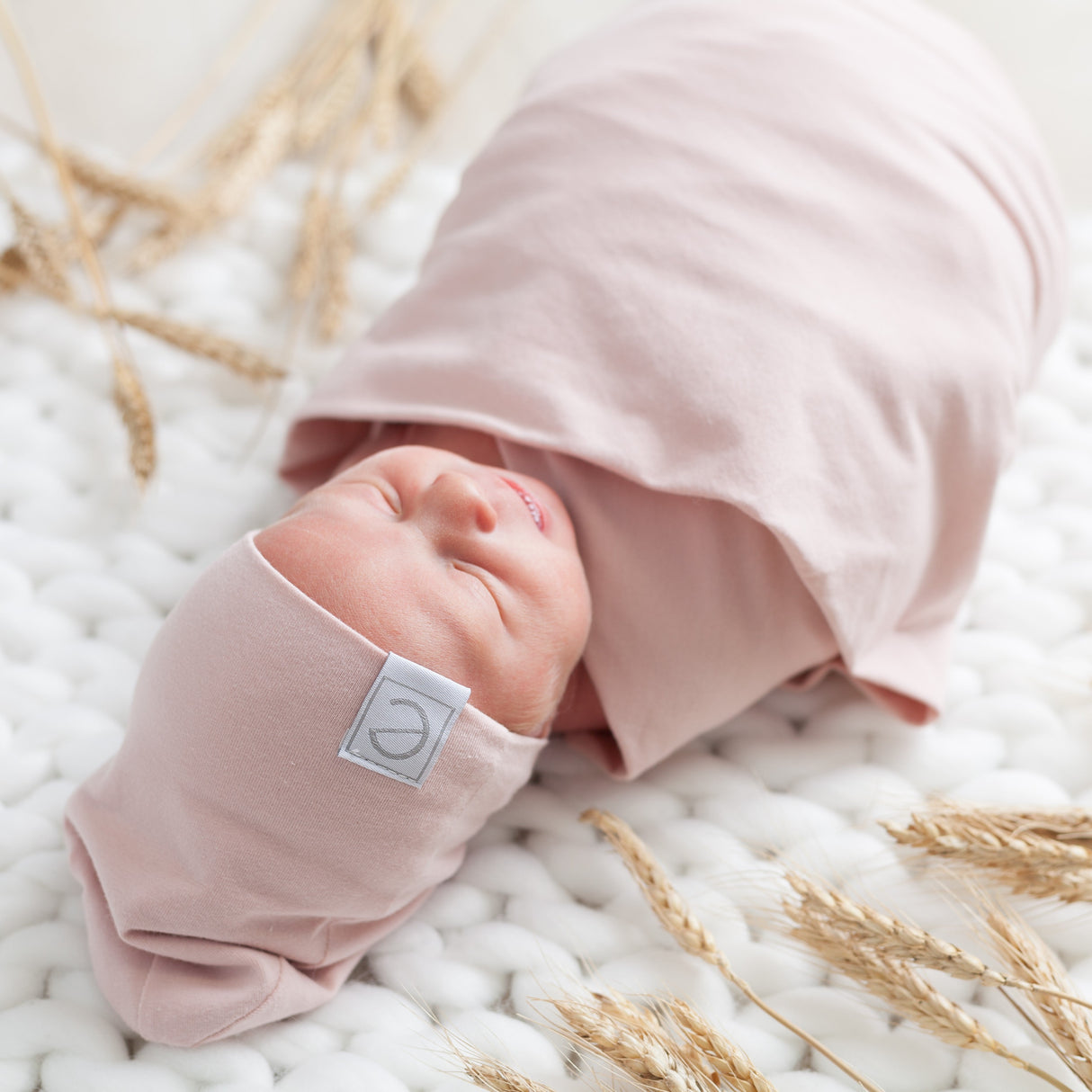 Jersey Knit Cotton Swaddle Blanket and Beanie Gift Set - Pink - HoneyBug 