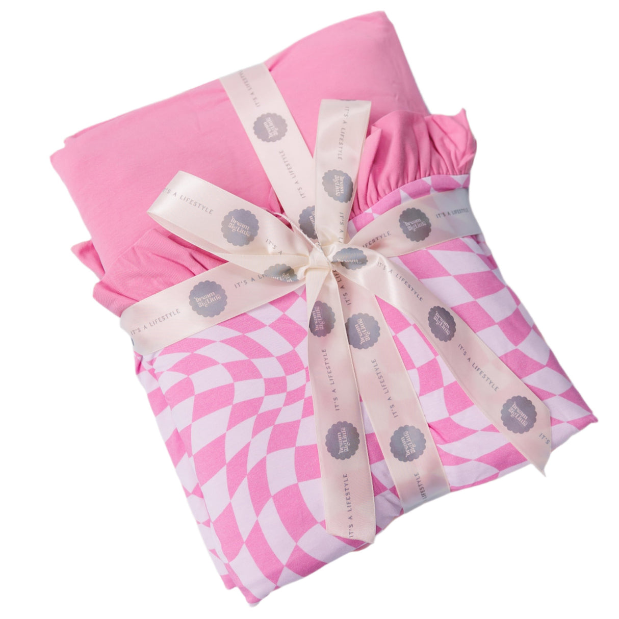 BUBBLEGUM WAVY CHECKERS DREAM RUFFLE BLANKET