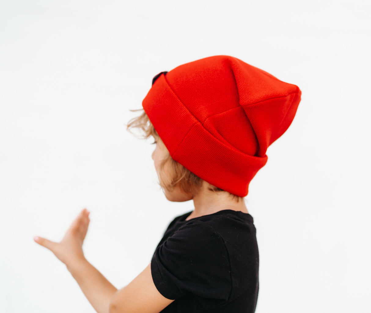 BAMBOO CUFF BEANIE- Red