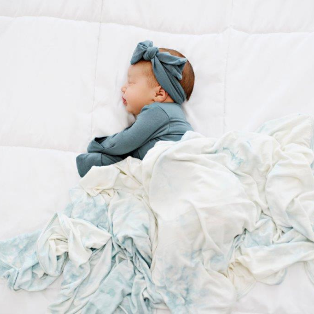 Snuggle Swaddle - Marbled Aquamarine