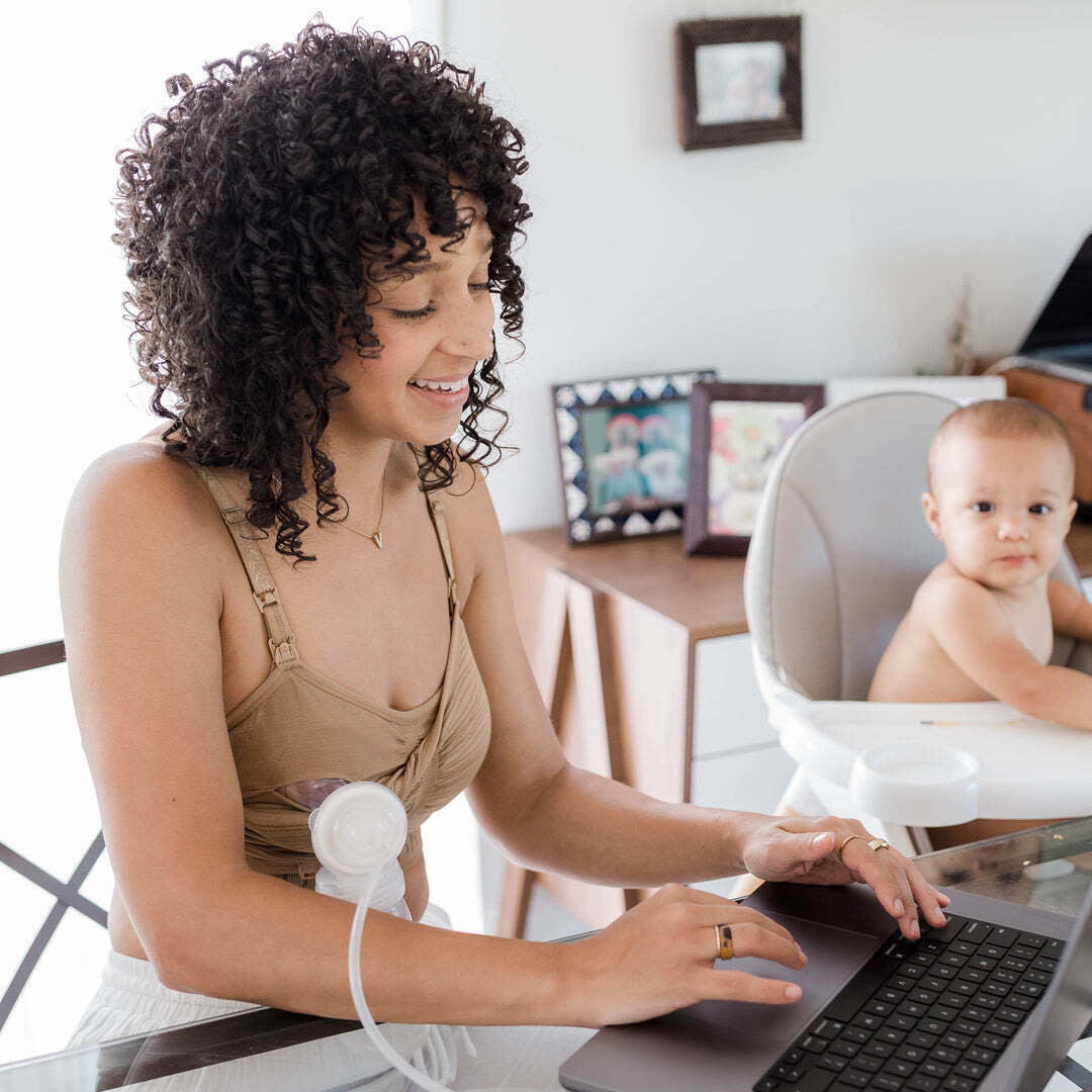 Sublime® Hands-Free Pumping & Nursing Bra | Latte - HoneyBug 