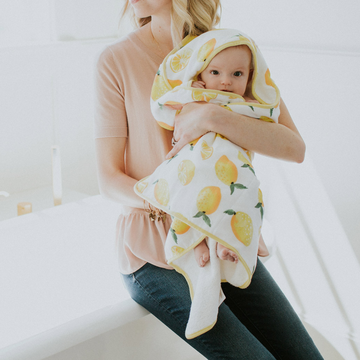 Infant Hooded Towel - Lemon