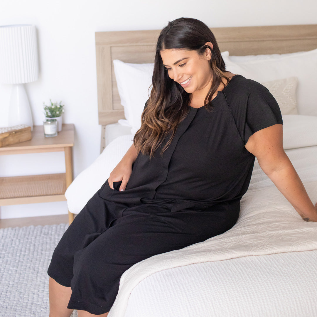 Universal Labor & Delivery Gown | Black - HoneyBug 