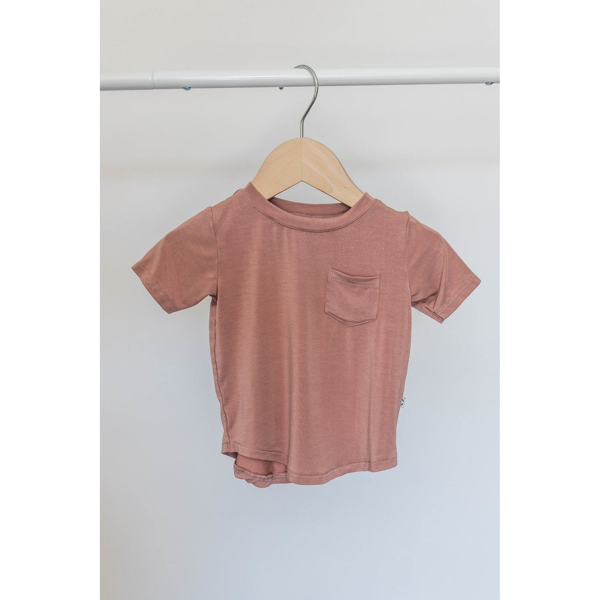 Pocket Tee Curved-Hem - Canyon Clay - HoneyBug 