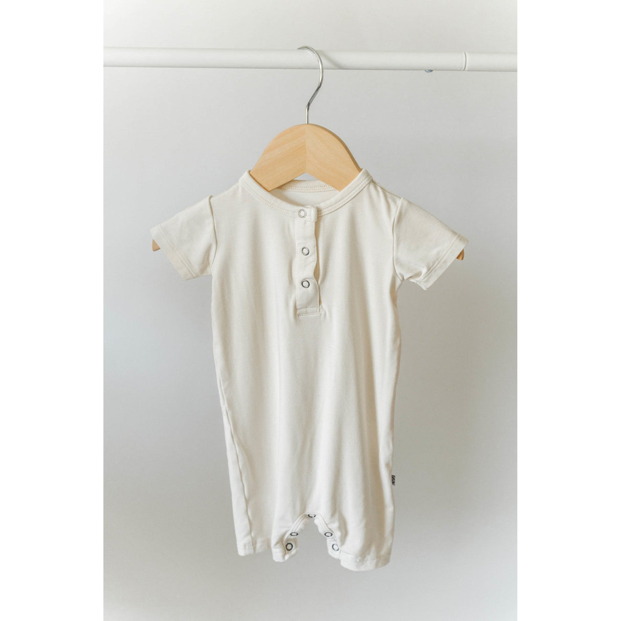 Shorty Romper- Cream - HoneyBug 