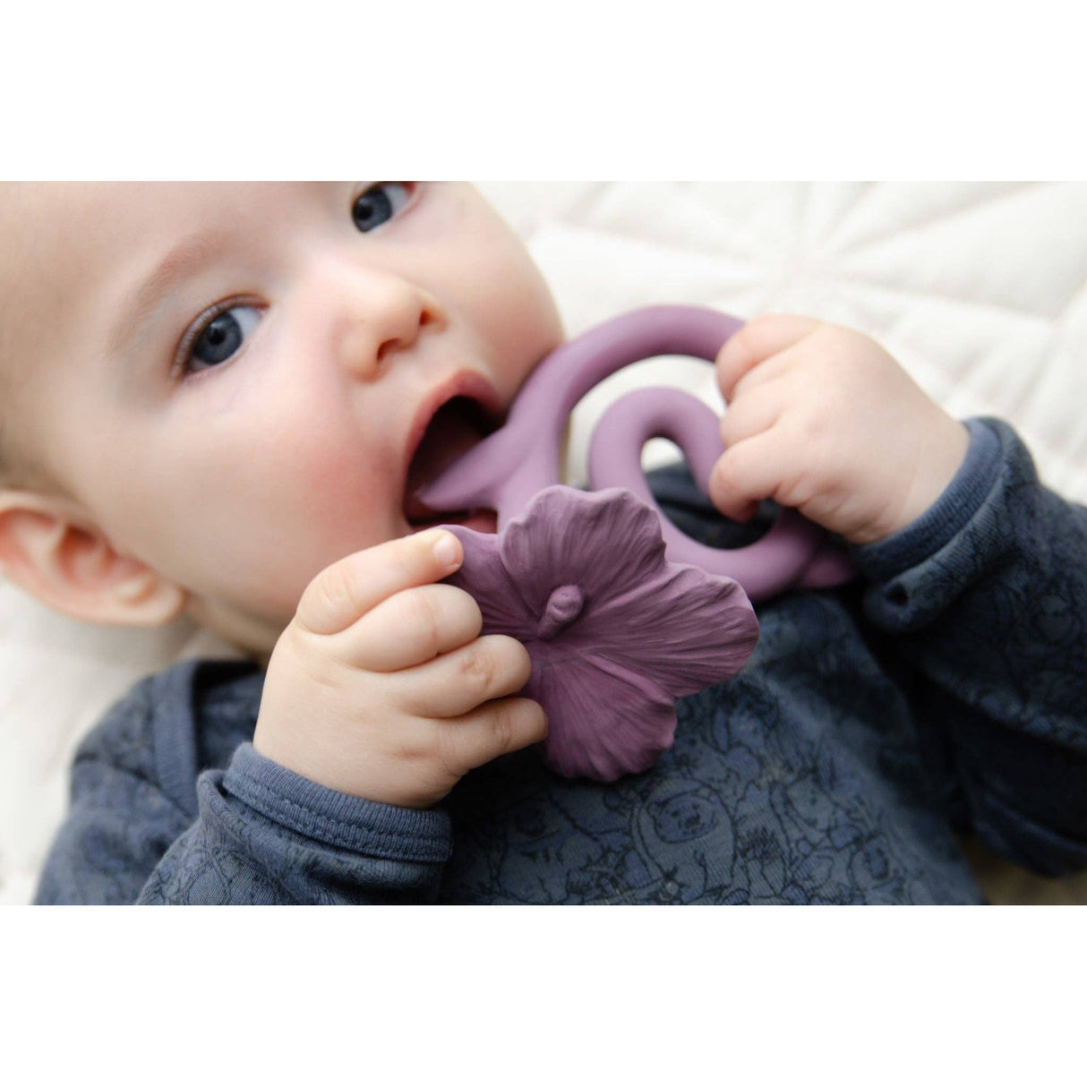 Natural Rubber Teether Hawaii Flower - Purple - HoneyBug 