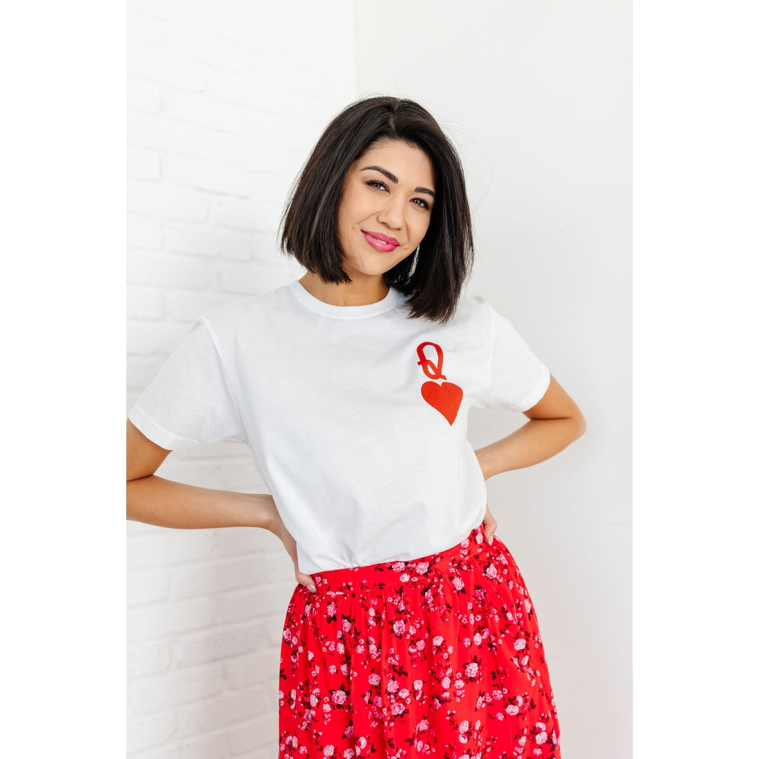 Queen of Hearts Women's White Tee - HoneyBug 