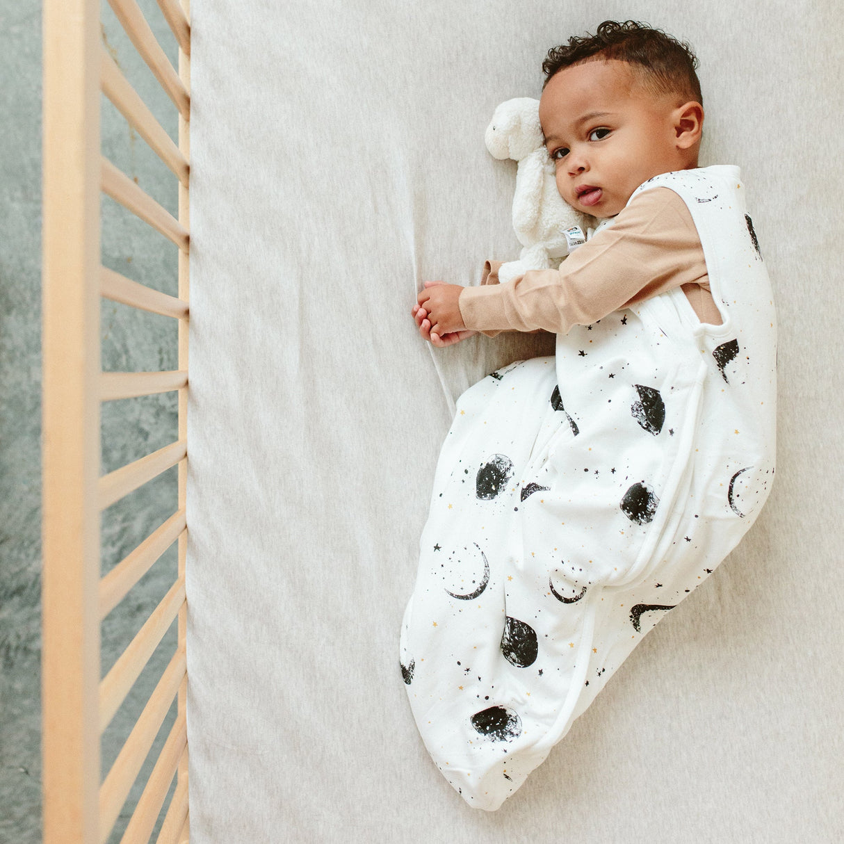 CRIB SHEETS | STORM GRAY - HoneyBug 