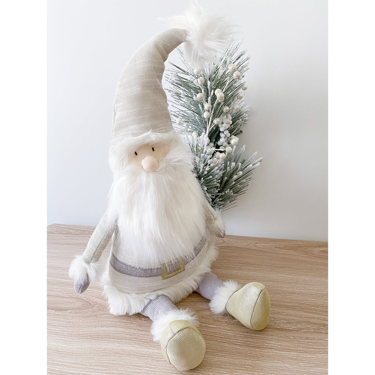 Santa Shelf Sitter - Golden - HoneyBug 