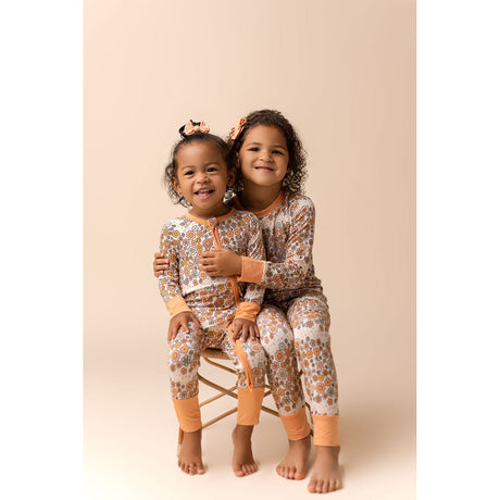 Oopsie Daisy Two Piece Set - HoneyBug 