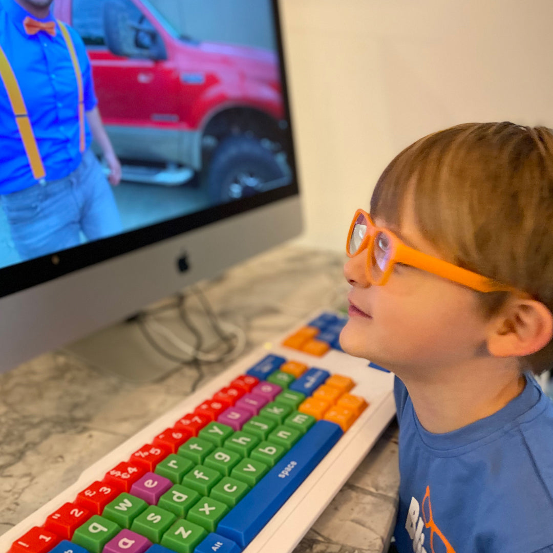 Blippi Screen Time Specs | Junior - HoneyBug 