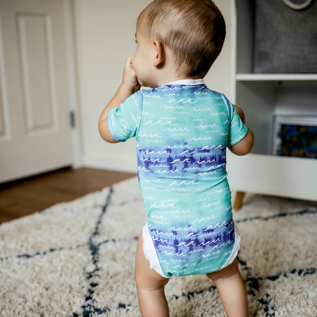 Nalu Bamboo Onesie - HoneyBug 